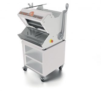 Semiautomatic bread slicers